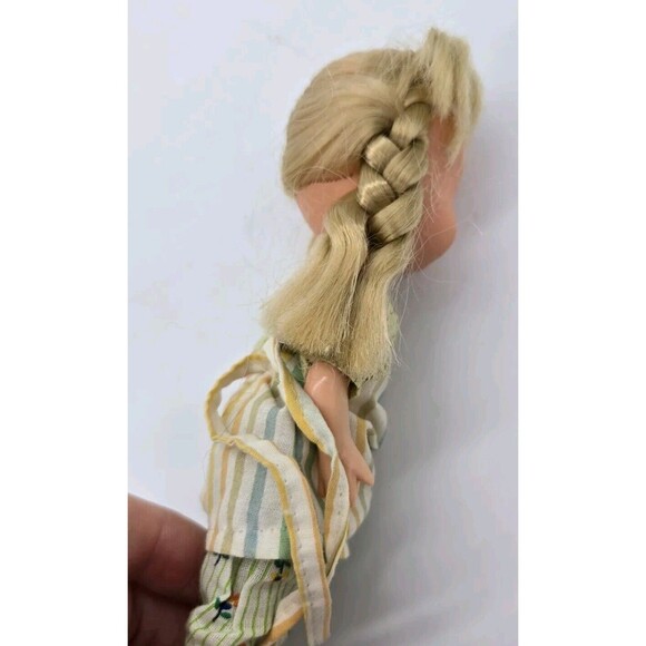 Vintage Holly Hobbie 1976 H1 K.T.C. AGC Girl Doll Made in Taiwan With Clothes - Picture 5 of 14